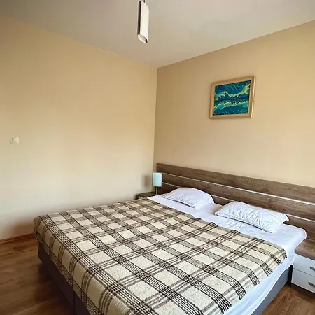 Relax Aпартаменти, смолянски езера, венера, к-с маунтин Апартаменты